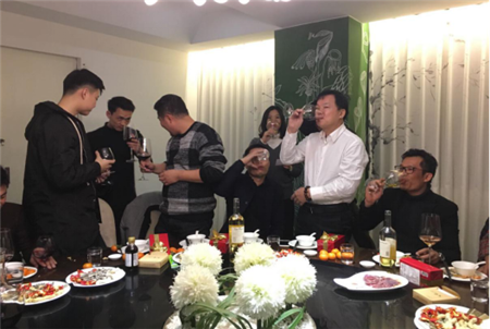 歲末狂歡！2018 IDAC彥翔設(shè)計(jì)迎新答謝年會(huì)  